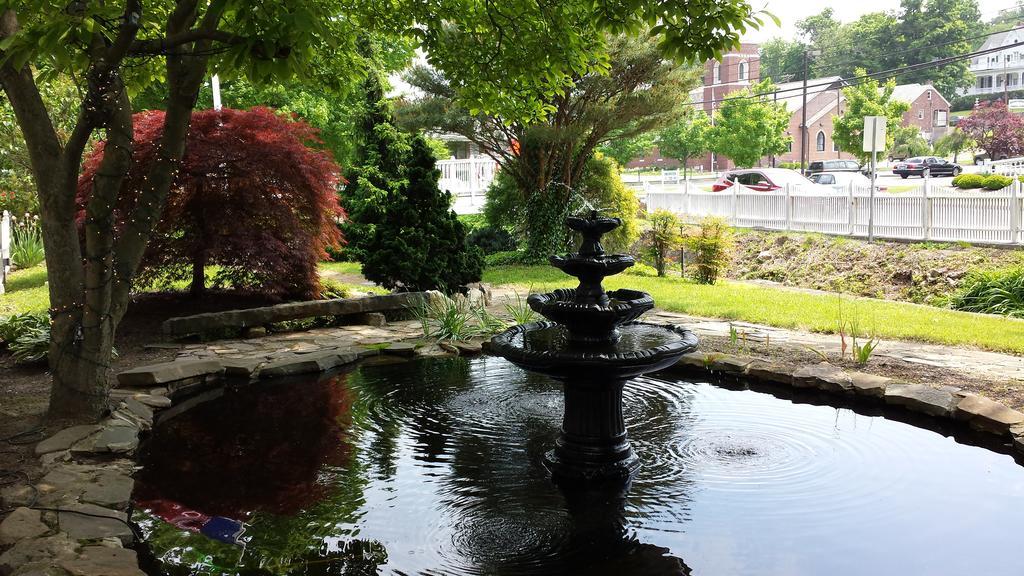 The Country Inn Of Berkeley Springs Exterior foto
